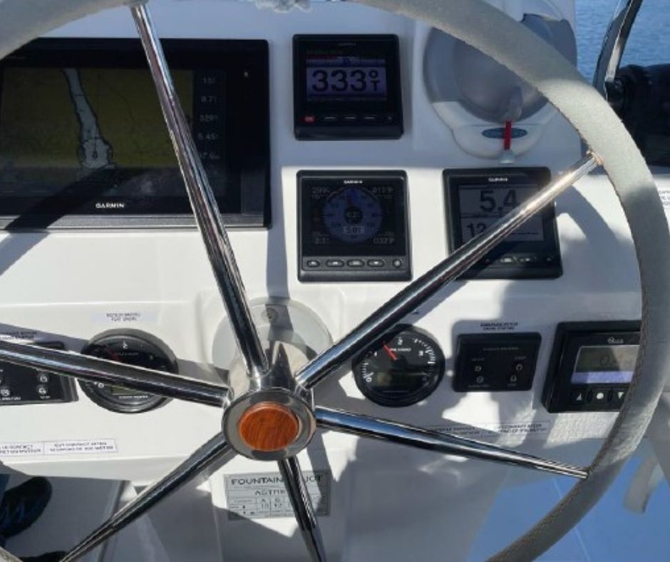 FOUNTAINE PAJOT ASTREA 42 (2)