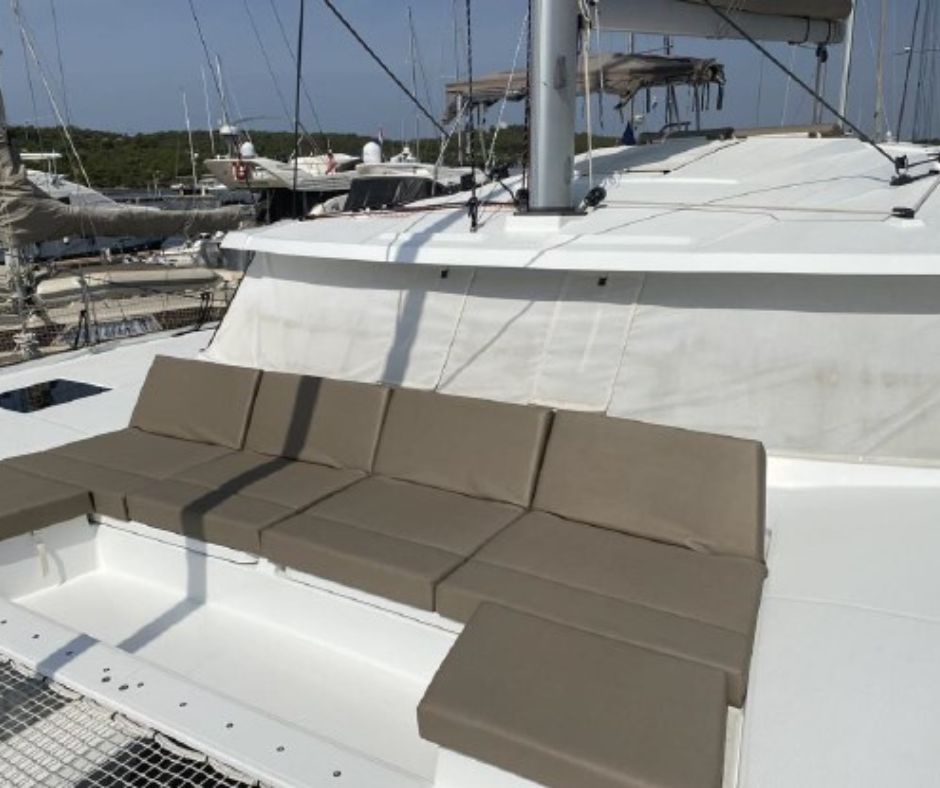 FOUNTAINE PAJOT ASTREA 42 (3)