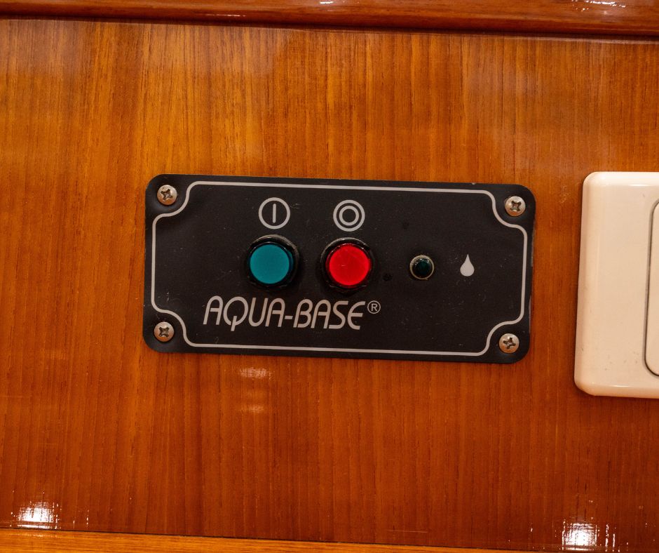 Riviera 47 (1)